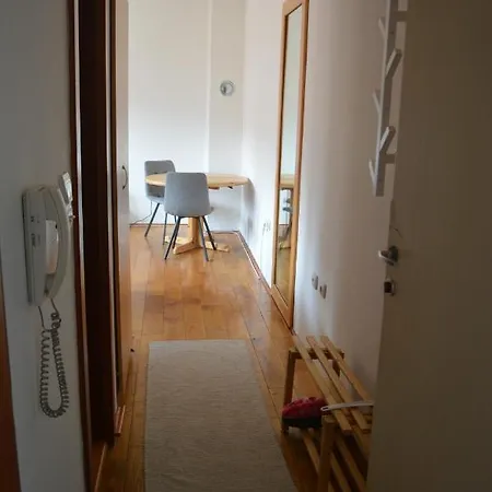 Old Towns Apartment *